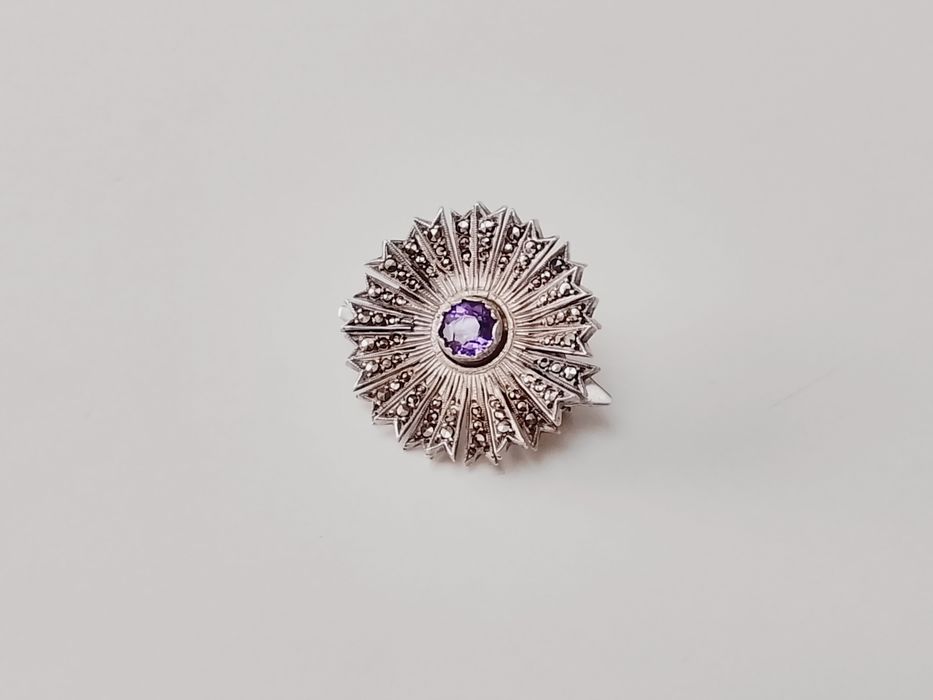 Brose veche din argint, in forma de floare, ametist, STERLING, copii