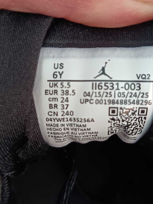 Jordan маратонки 38,5 номер. Нови