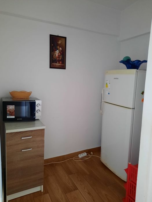 Inchiriez garsoniera Calea București