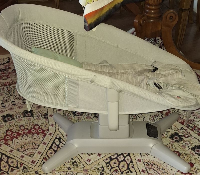 Продам детскую  качалку