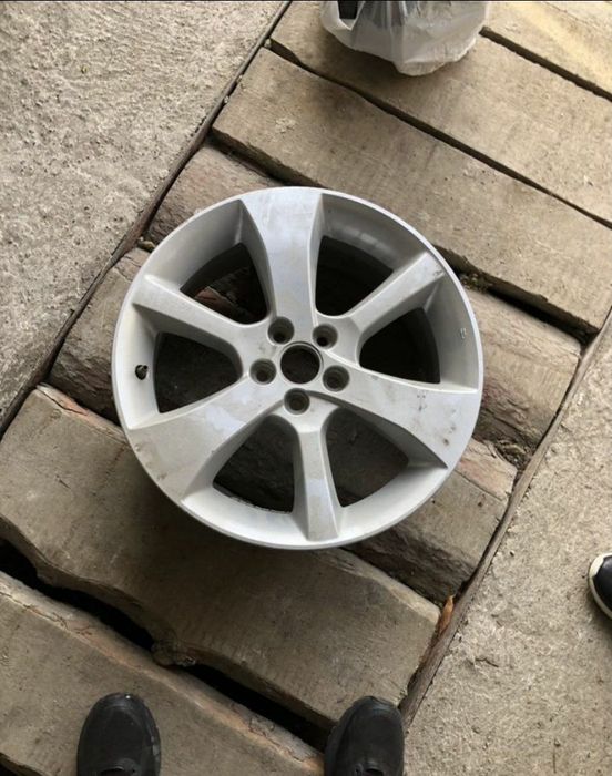 Продам комплект дисков Субару