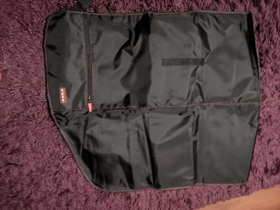 Geantă de schimbat scutece bebeluși