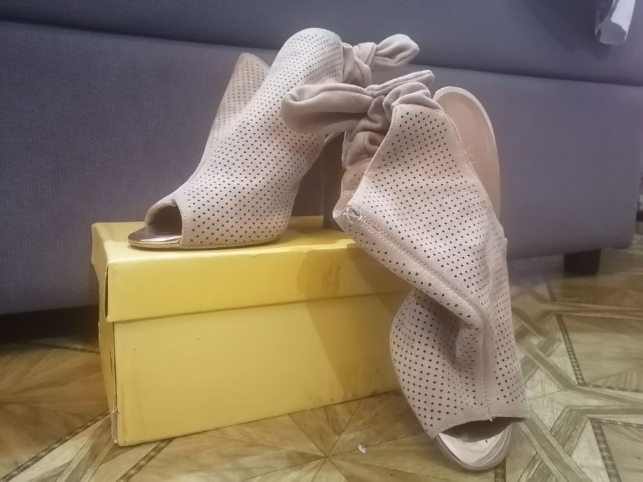 Летнния обувь хорошего качества