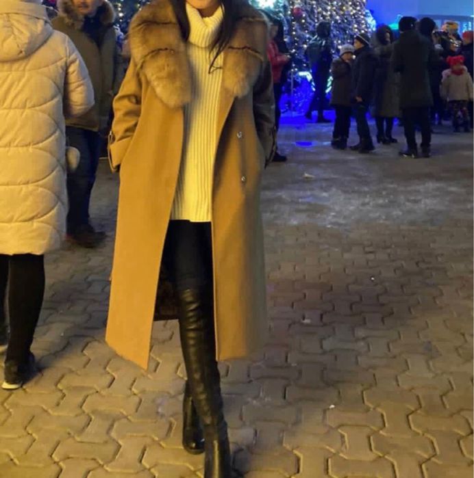 Пальто өте жылы ыңғайлы