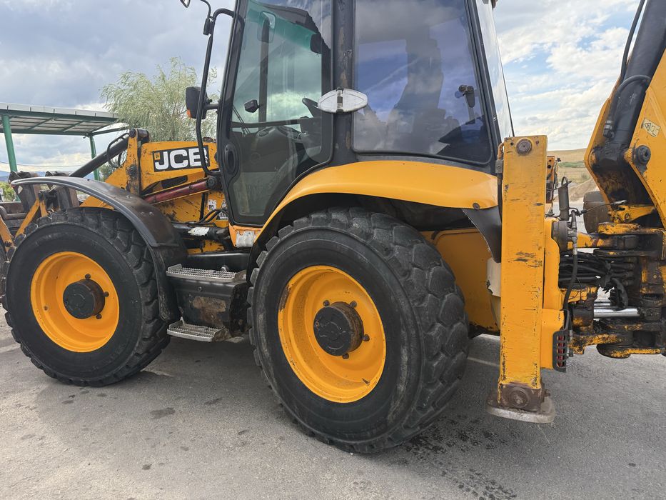 Jcb 4 cx buldo excavator