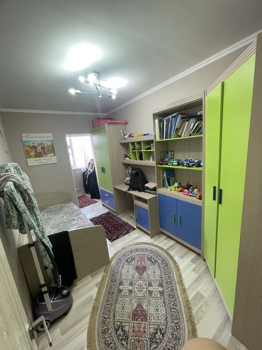 Детский шкаф и диван 1 адамдык