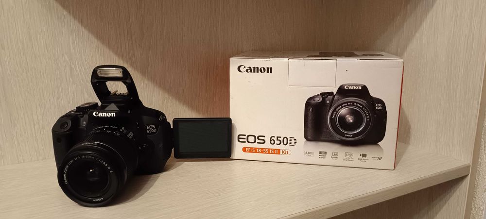 Фотоаппарат Canon EOS 650D