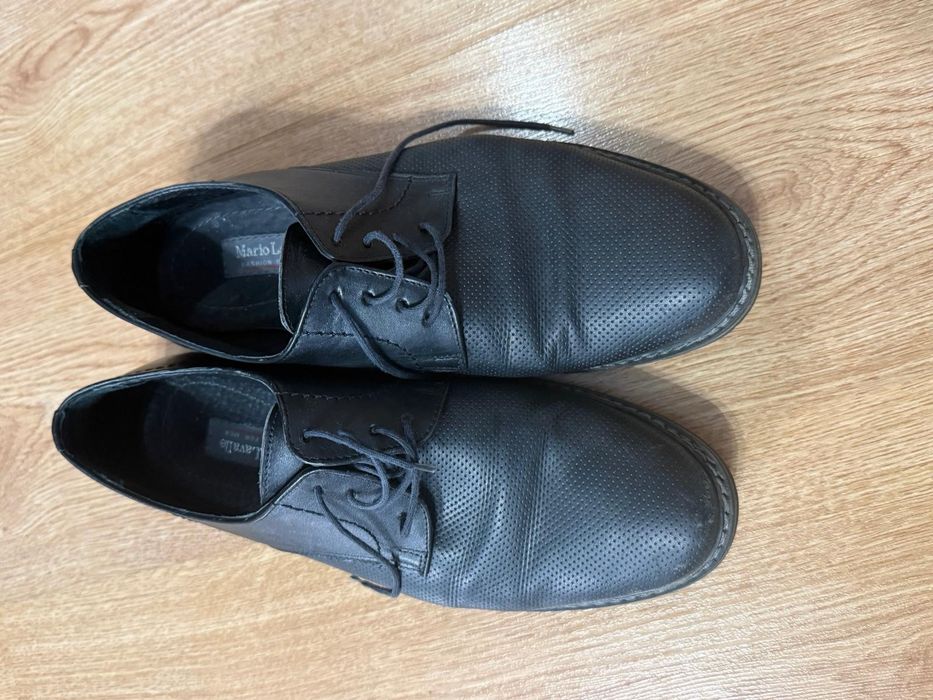 Pantofi din piele