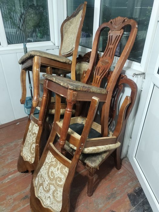 Продам стулья из чистого дерева