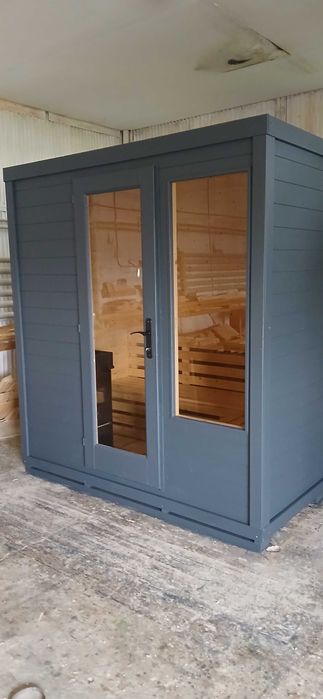 Sauna exterior izolat