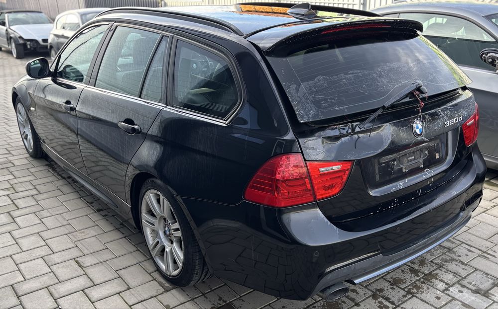 Dezmembrez BMW 320d LCI an 2011, N47 2.0d 184cp,Recaro,stopuri Led