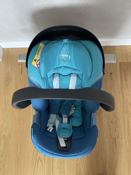 Scoica auto Cybex Gold Aton 5 si Baza Isofix, ADAC Test Good 1,6
