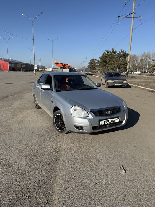 Продам приору в хорошем состояние