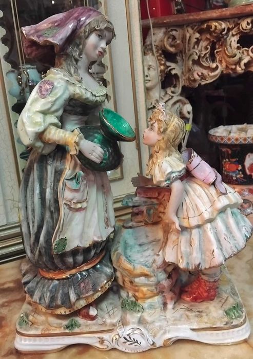 4 бр порцеланови статуетки - CAPODIMONTE