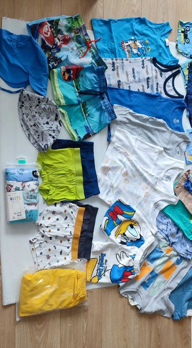 Лот летни детски дрехи за момче 110 - 116 H&M,Zara ,Nike  - всичко заедно се продава