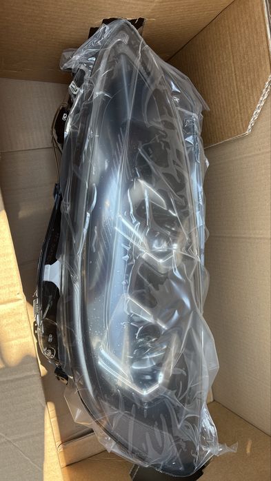 Far stanga LED original Ford Kuga MK3 2020-2024 cod 2852842 LV4B-13E017-AS NOU in cutie