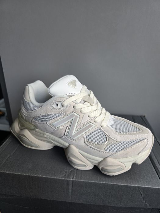 New Balance 9060 White  38 si 39.5 Noi
