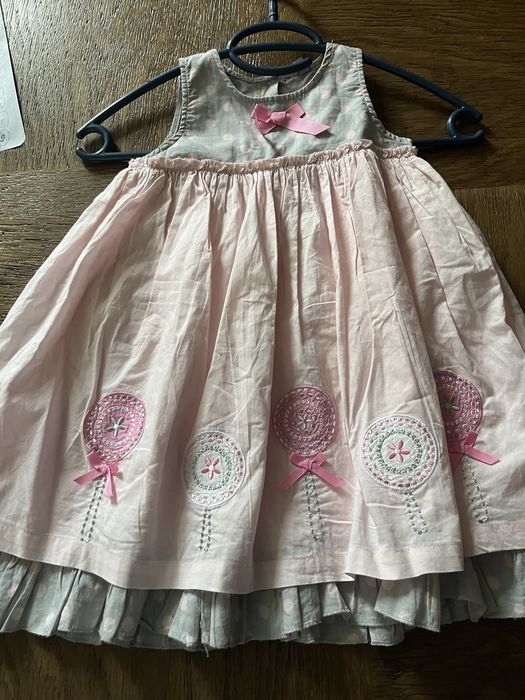 Красива и елегатна детска рокля 23 месеца