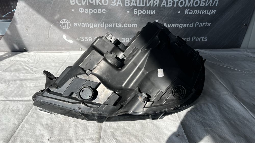 Десен фар VW Caravelle T6 2016-