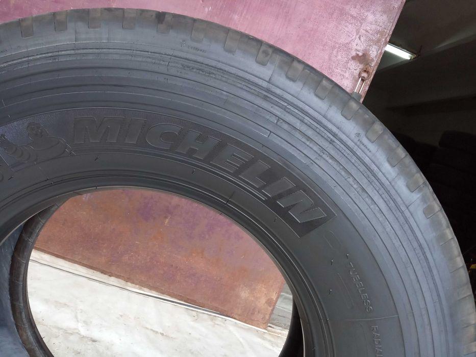 1 тежкотоварна гума 305/70R19.5 Michelin XZE2+ 148/146L DOT2520Germany