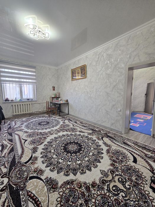 Шахар марказидан 2 хонали 65 кв.лик янги ремонтдан чиккан уй