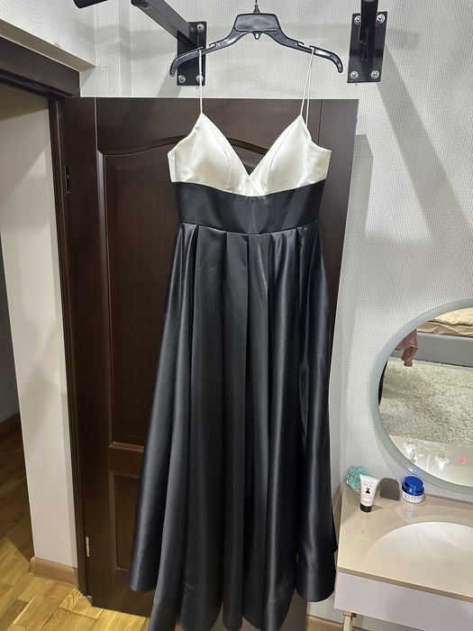 Продам платье в отличном состоянии