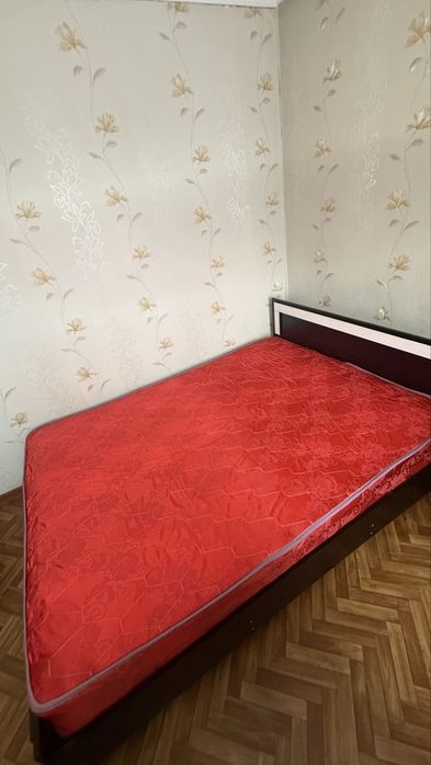 Кровать для спальни