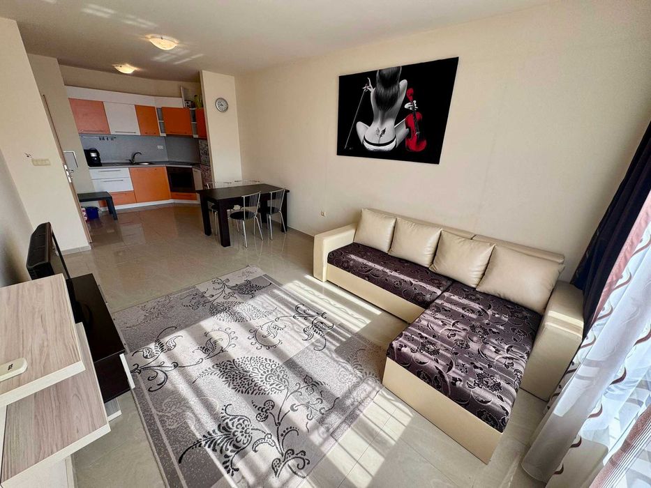 Двустаен обзаведен апартамент в к-с „Sun Flower“