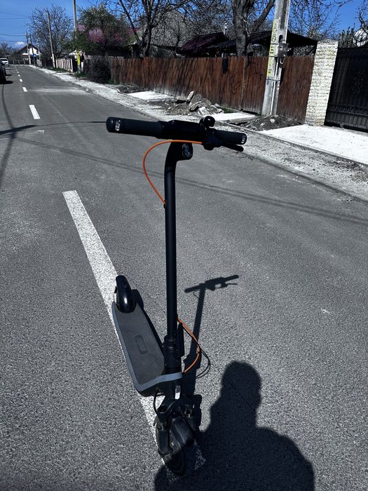 Trotineta electrica Ninebot E2 Plus