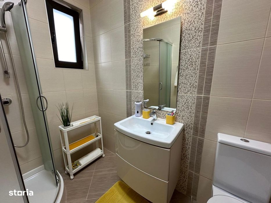 Casa tip duplex | 5 camere | 300 mp teren | Zona Terra, Floresti