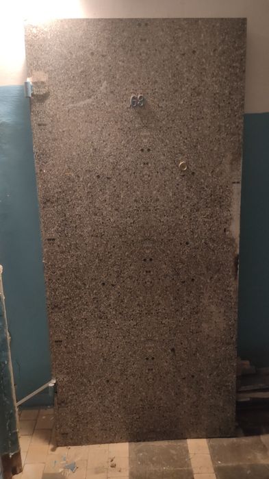 Дверь железная входная