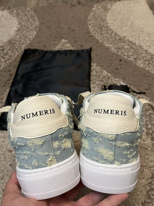 Adidasi Numeris