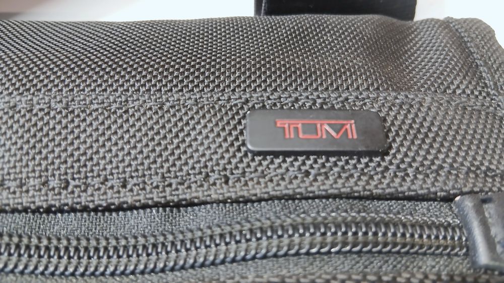 Мъжка кросбоди чанта  Tumi