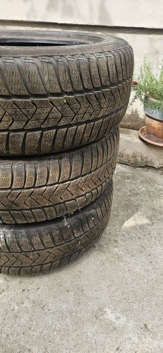 Pirelli SottoZero 3 255/55 R17