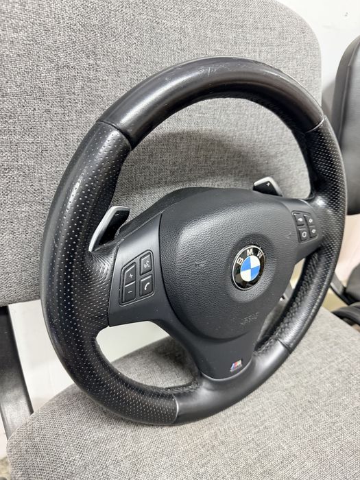 Volan m pachet padele bmw e90 e91 e92 e93 e87 e81 e82 e88 e84