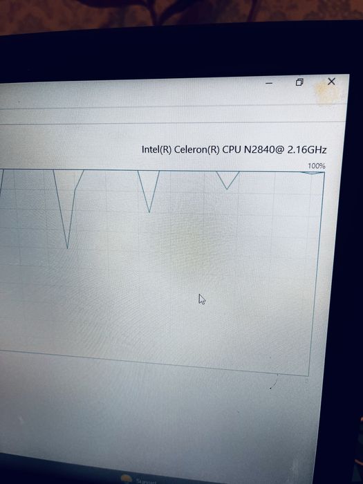Ноутбук Lenovo.