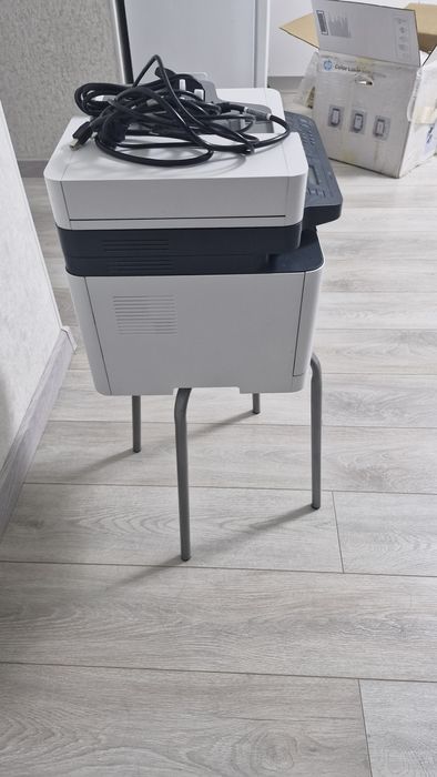 Продаю цветной принтер HP 3 в 1