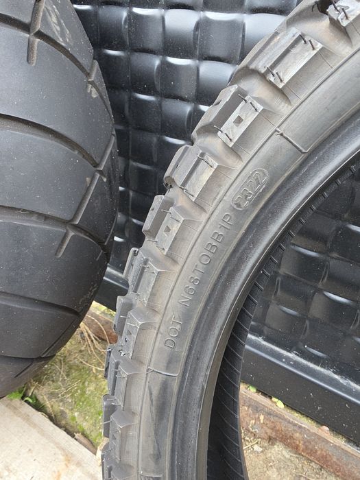 Мото гуми за Адвенчър