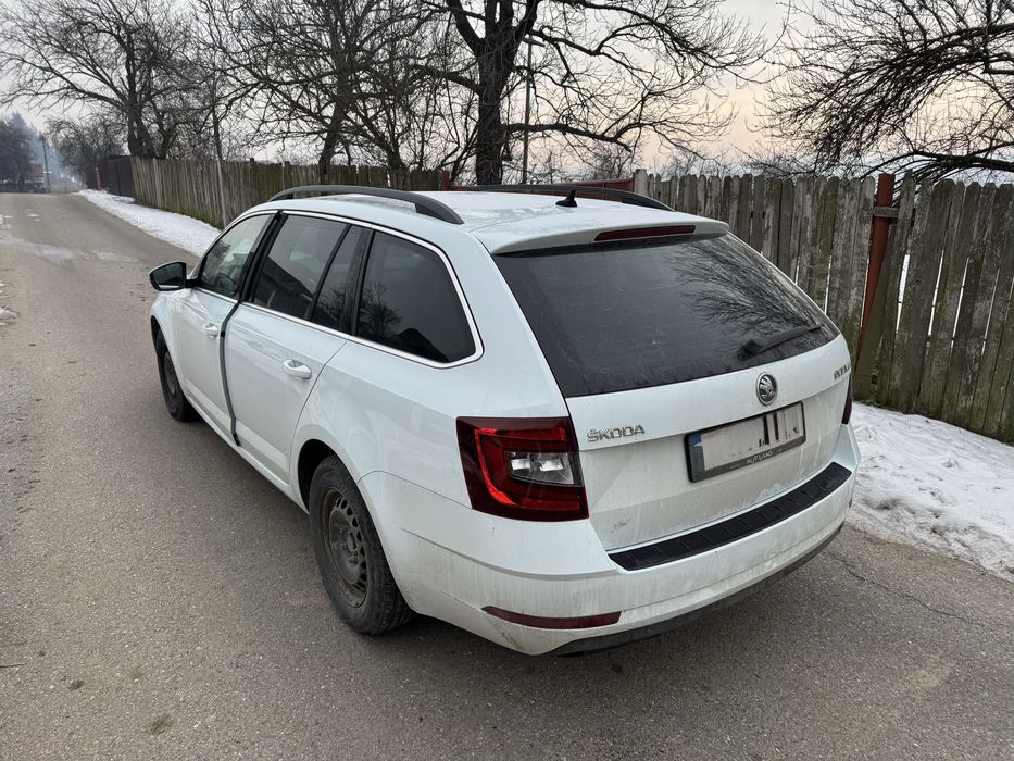 Fata completa skoda octavia 3 1.6 tdi 2017 motor DDYA DSG SMT LP9F