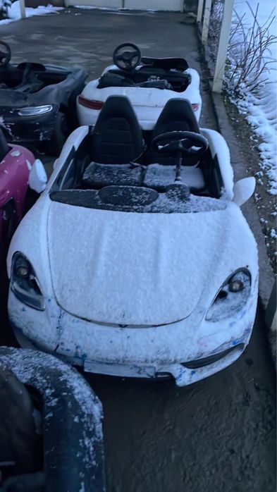 Порше сатылады.