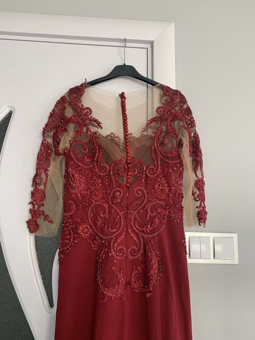 Червена дизайнерска Рокля