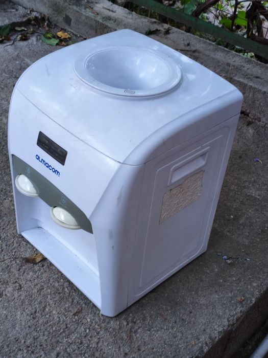 Кулеры для воды.