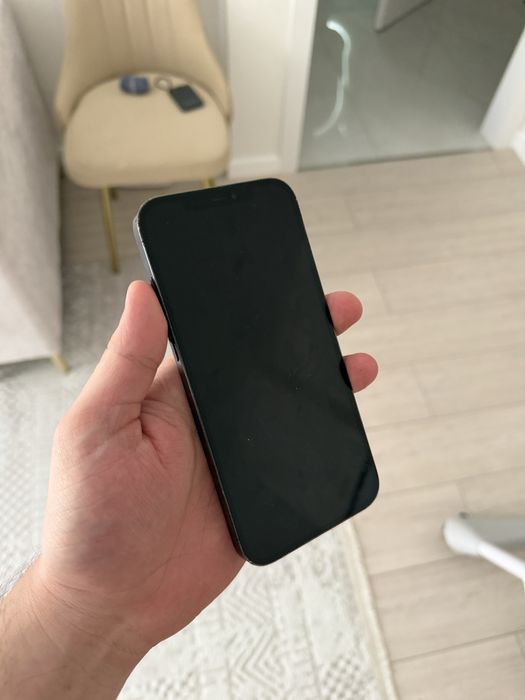 Продам айфон 12 про макс
