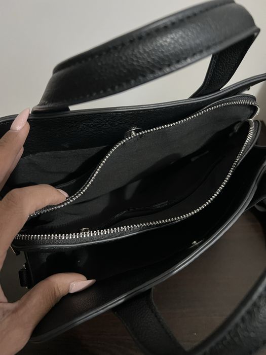 Дамска чанта,като нова със дълга дръжка