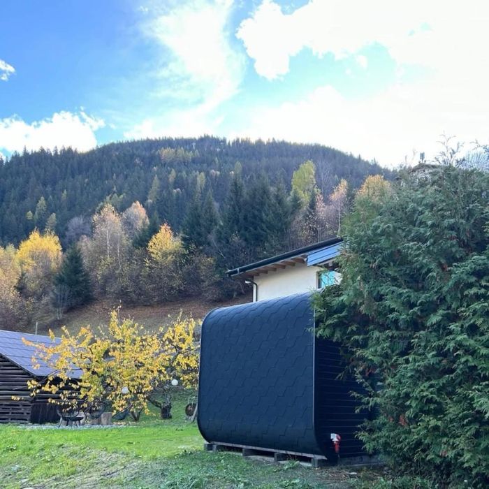 Уникална Сауна с панорамен огледален прозорец