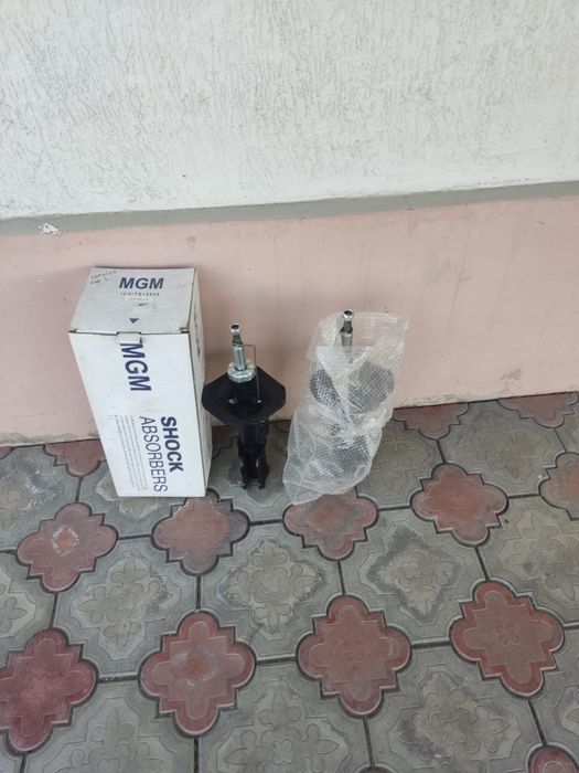 Амортизаторы toyota corolla