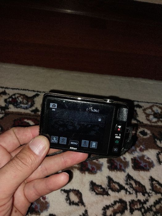 Nikon raqamli fotoaparat