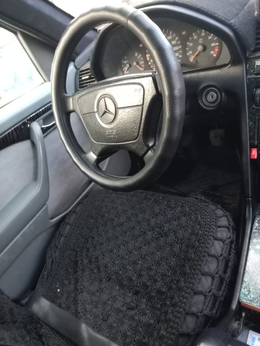Мерседес c180 w202