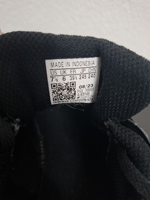 Маратонки Adidas