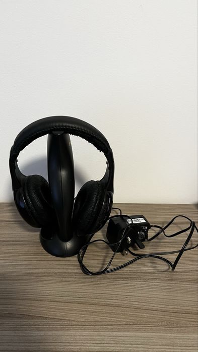 Casti cu wireless